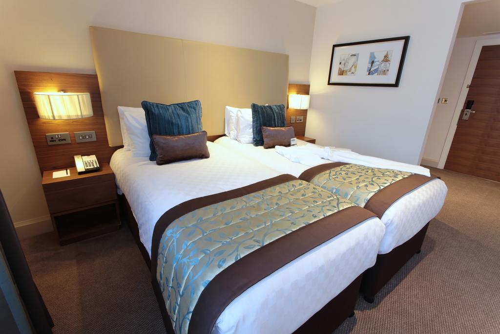 Standard Twin Room,110189082:JPEG
