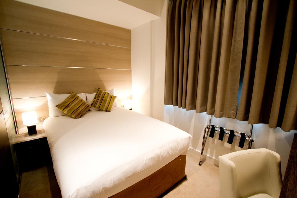 Standard Double Room,117480217:JPEG