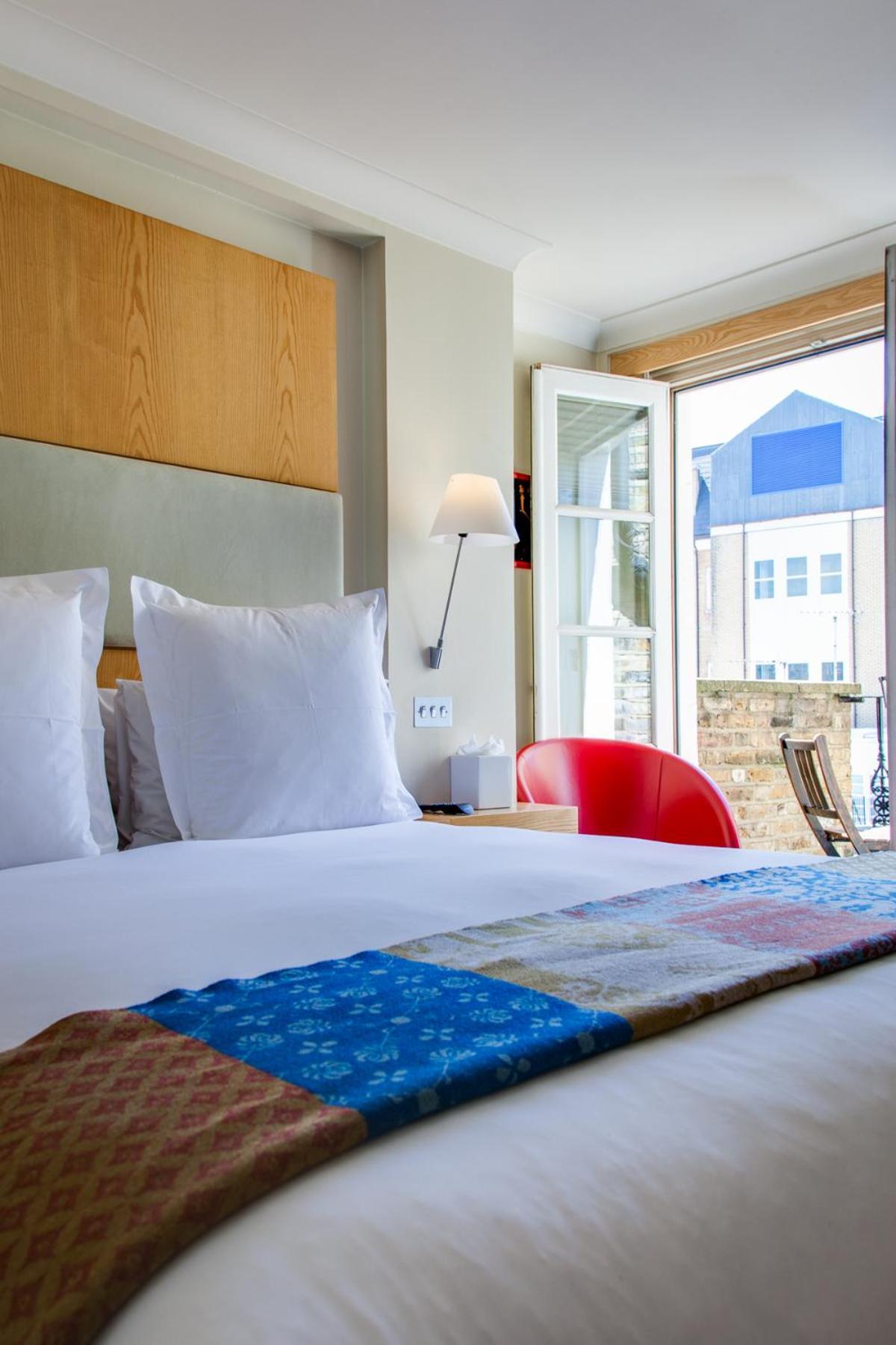 Deluxe Double Room with Balcony,1215316252:JPEG