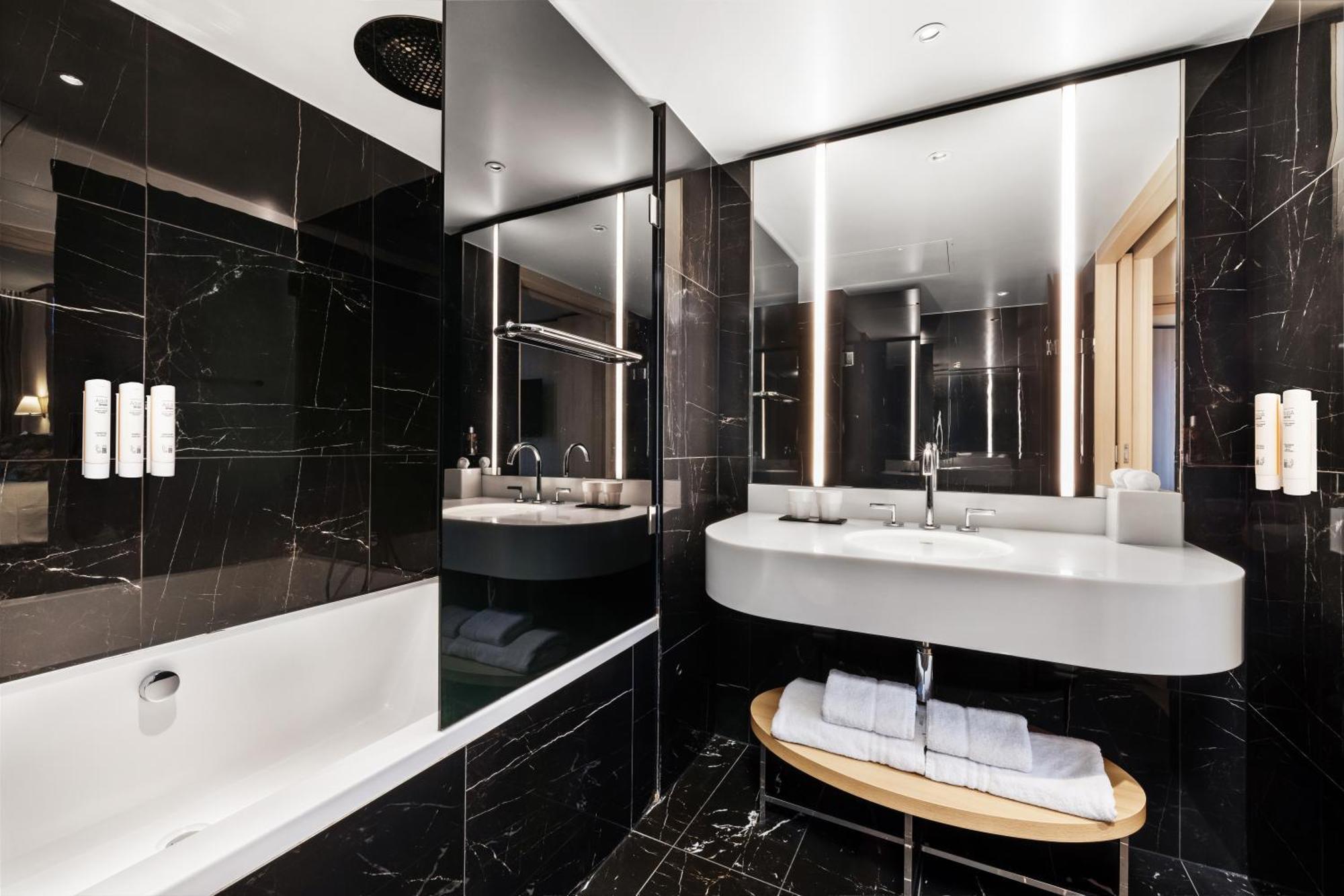 King One Bedroom Suite