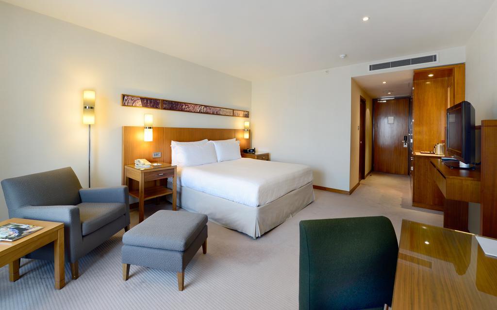 Deluxe King Room,682783182:JPEG