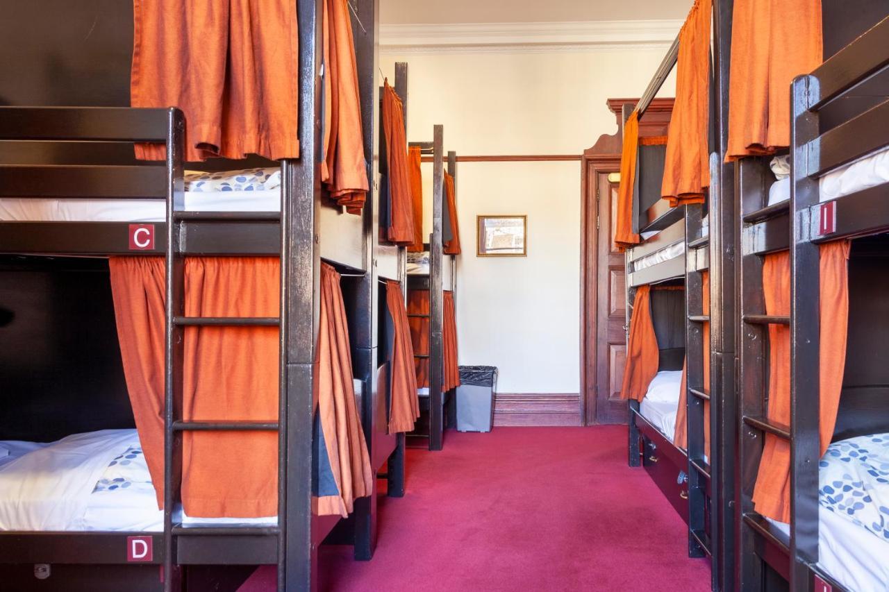 Bed 12-Bed Female only Dormitory Room